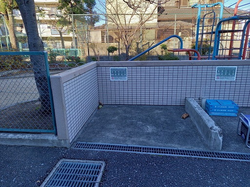 ゴミ置き場フェンス新設1