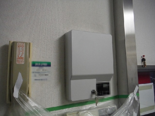 電気錠及び扉取替工事