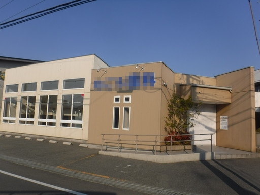 歯科医院外壁修繕工事 施工前